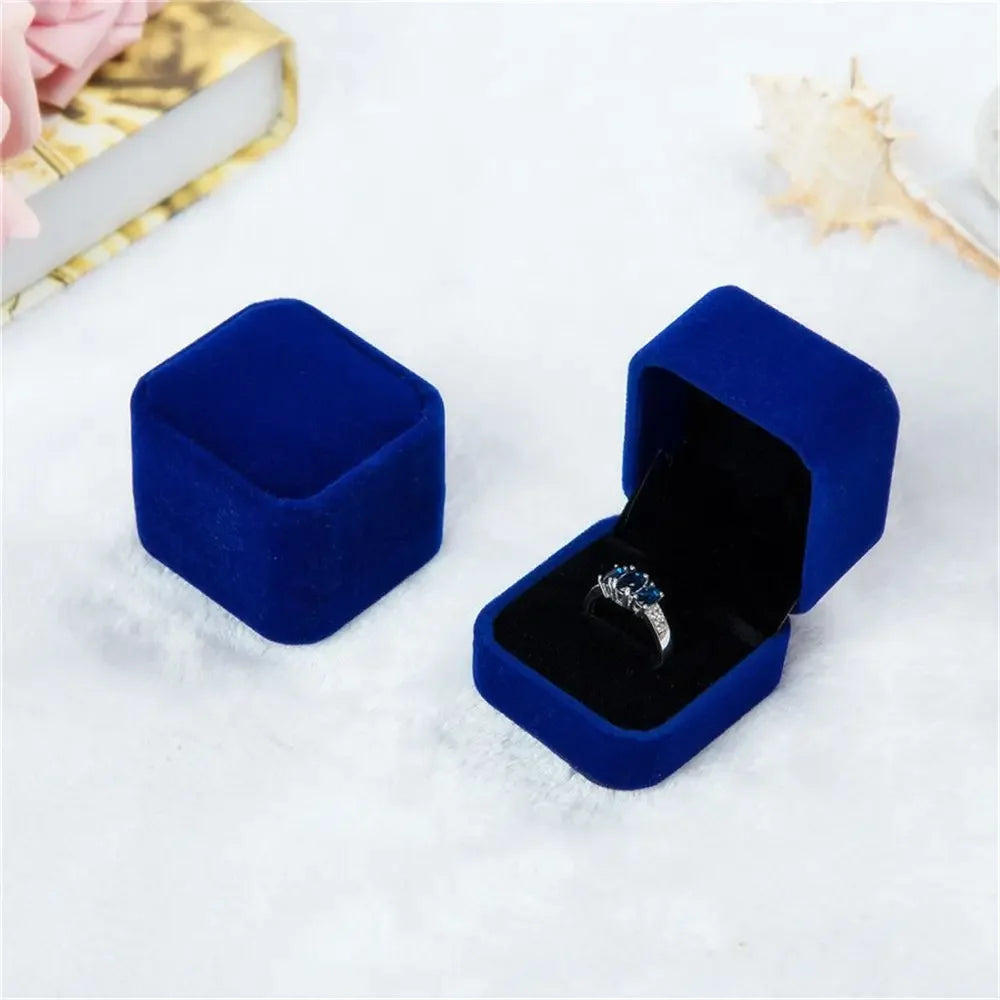 Red Velvet Ring Box – Engagement & Proposal Gift Box