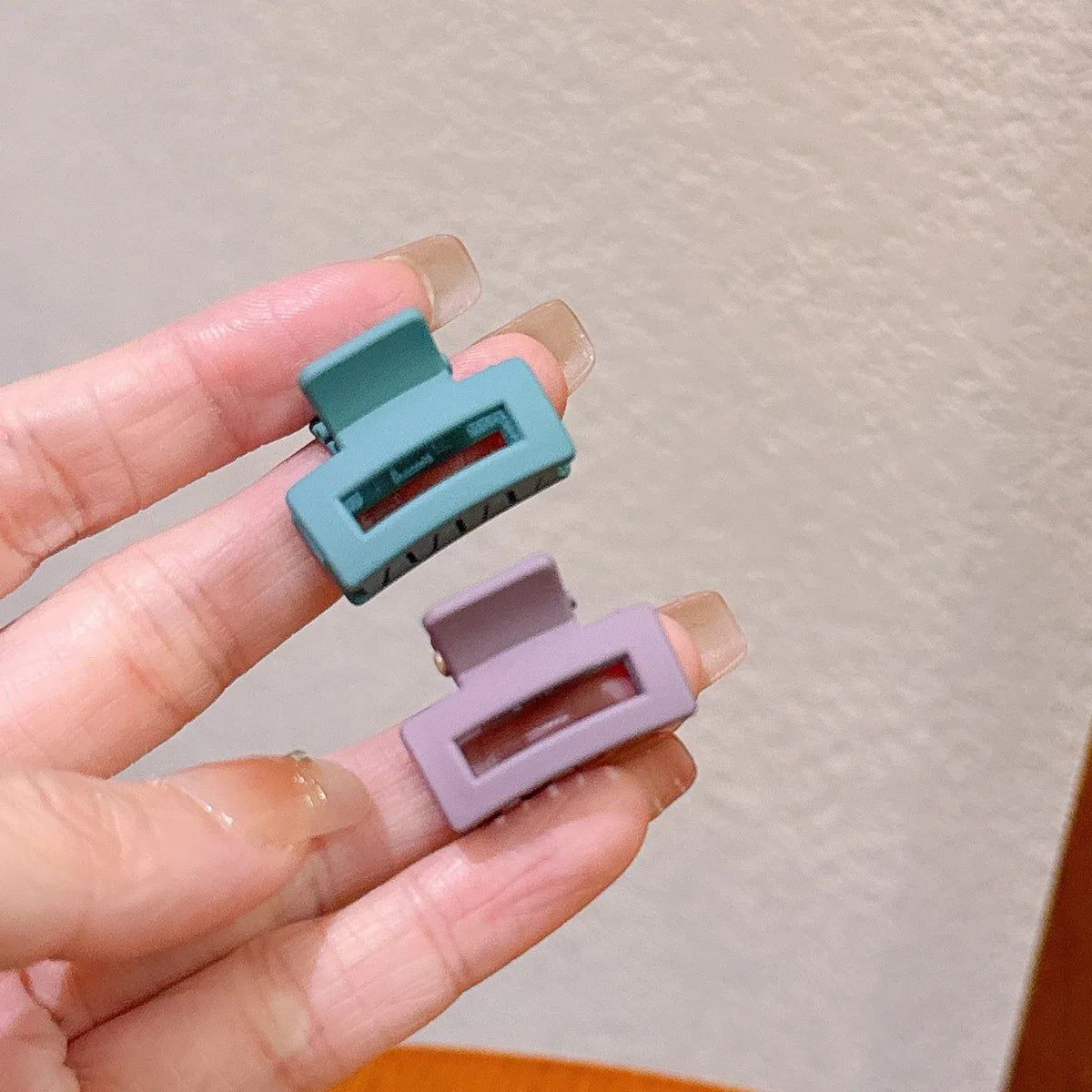 Matte Hair Claw Clips (20 pcs) – Candy Colors