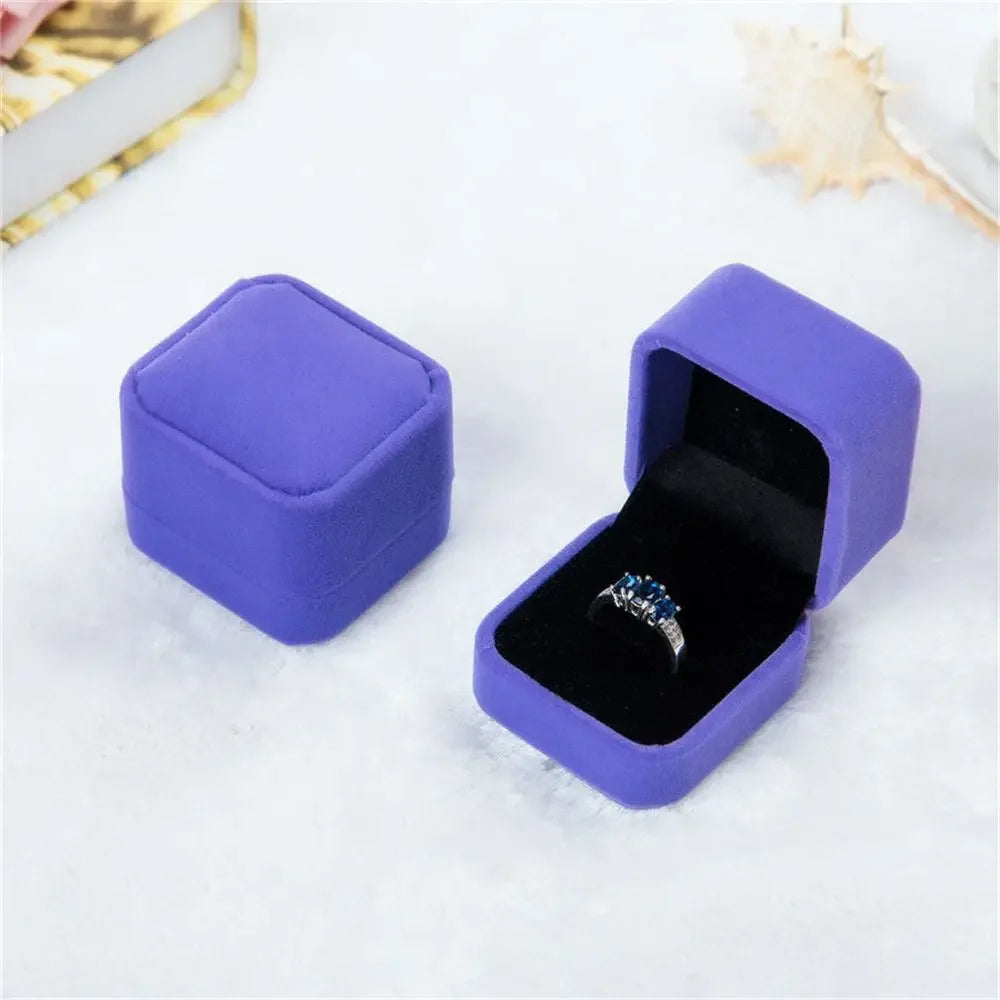 Red Velvet Ring Box – Engagement & Proposal Gift Box