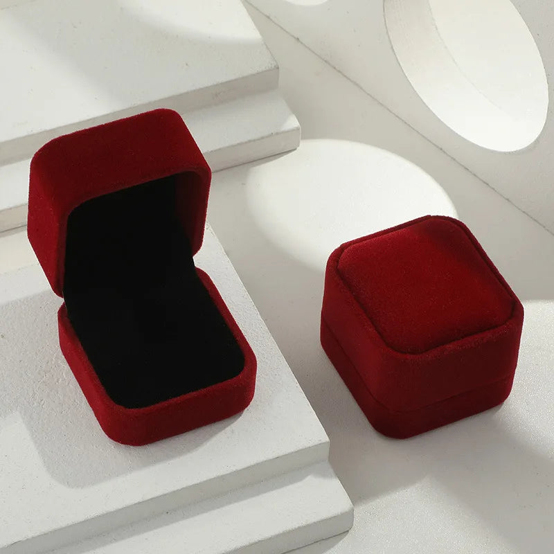 Red Velvet Ring Box – Engagement & Proposal Gift Box