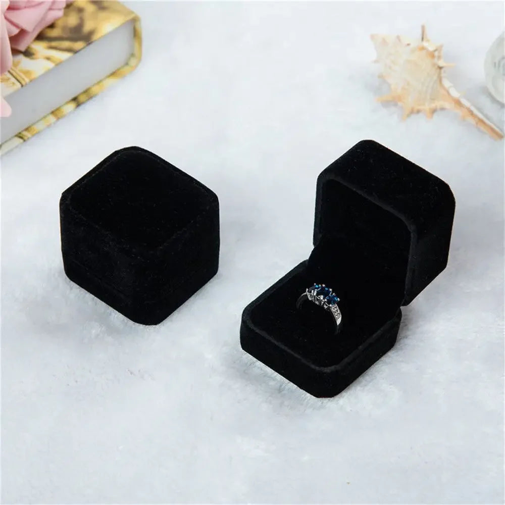 Red Velvet Ring Box – Engagement & Proposal Gift Box