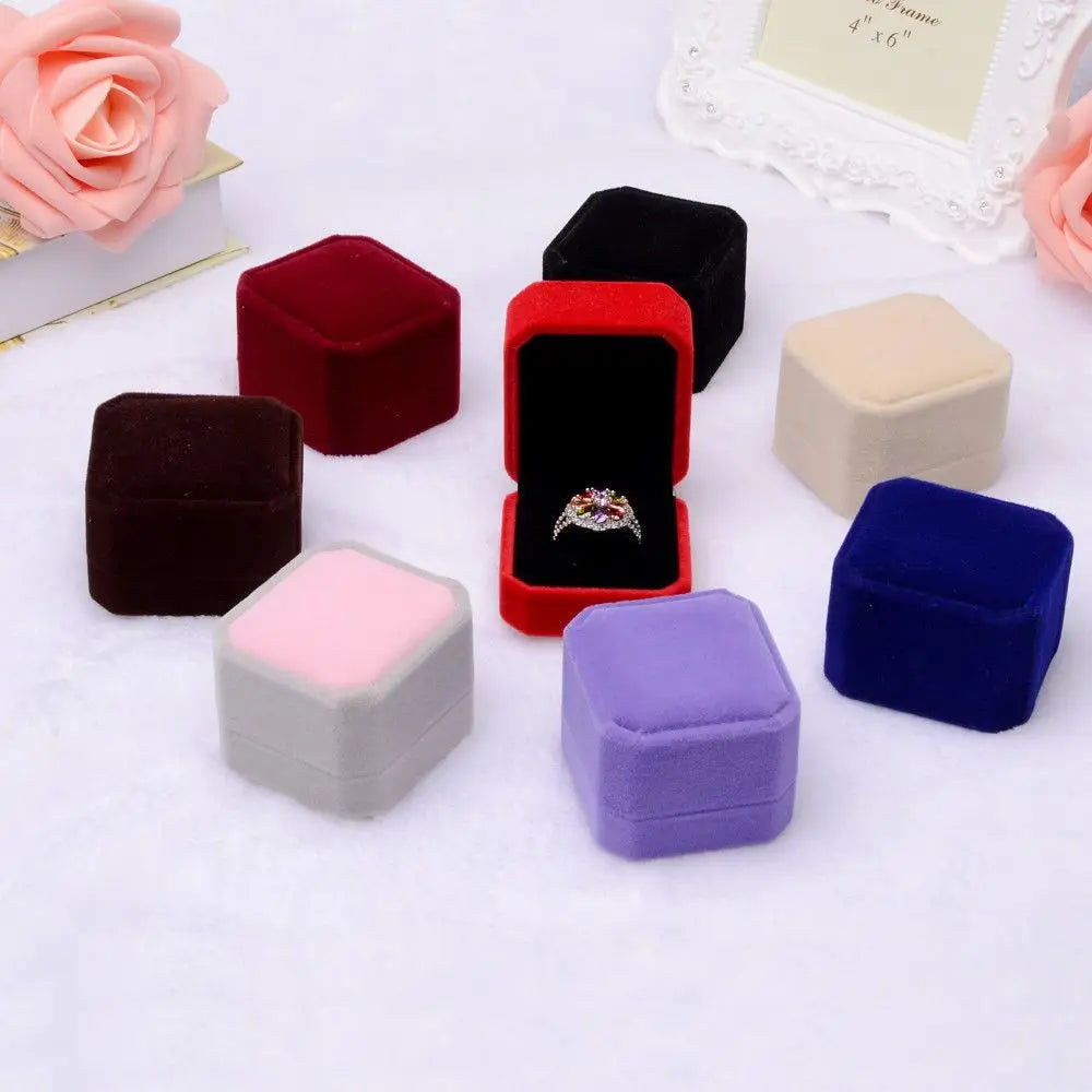 Red Velvet Ring Box – Engagement & Proposal Gift Box