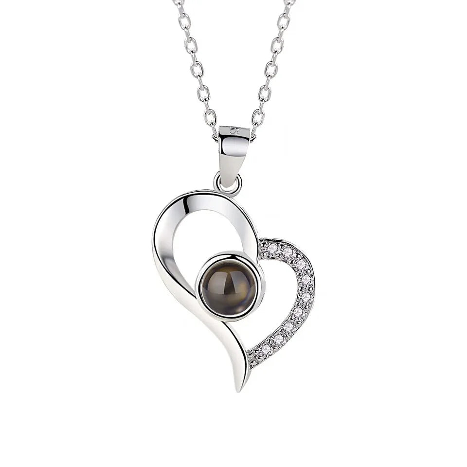 "I Love You" Projection Necklace – 100 Languages Heart Pendant