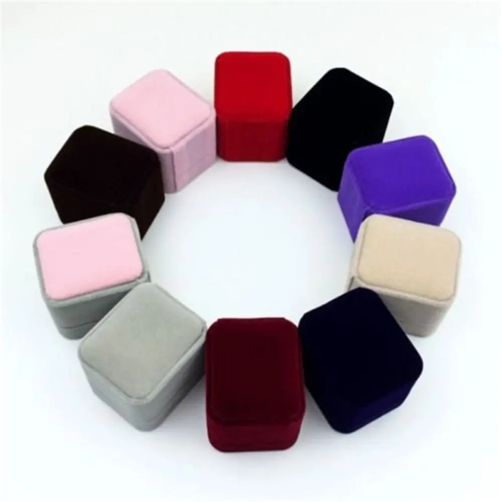 Red Velvet Ring Box – Engagement & Proposal Gift Box